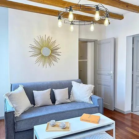 Eiffel Tower Gem Stylish & Unique Apartamento *