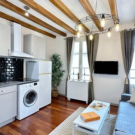 Apartamento Eiffel Tower Gem Stylish & Unique