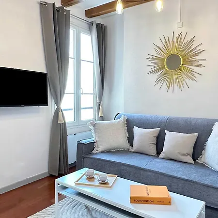Apartamento Eiffel Tower Gem Stylish & Unique