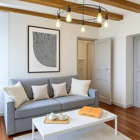 Eiffel Tower - Prestige For 4 *