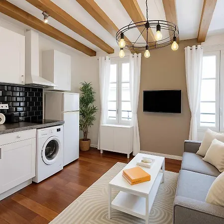 Eiffel Tower - Prestige For 4